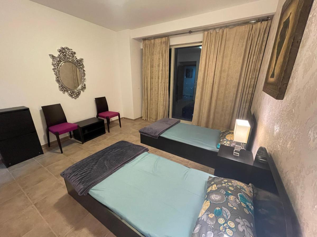 Travelers Backpackers Hostel Dubaj Kültér fotó