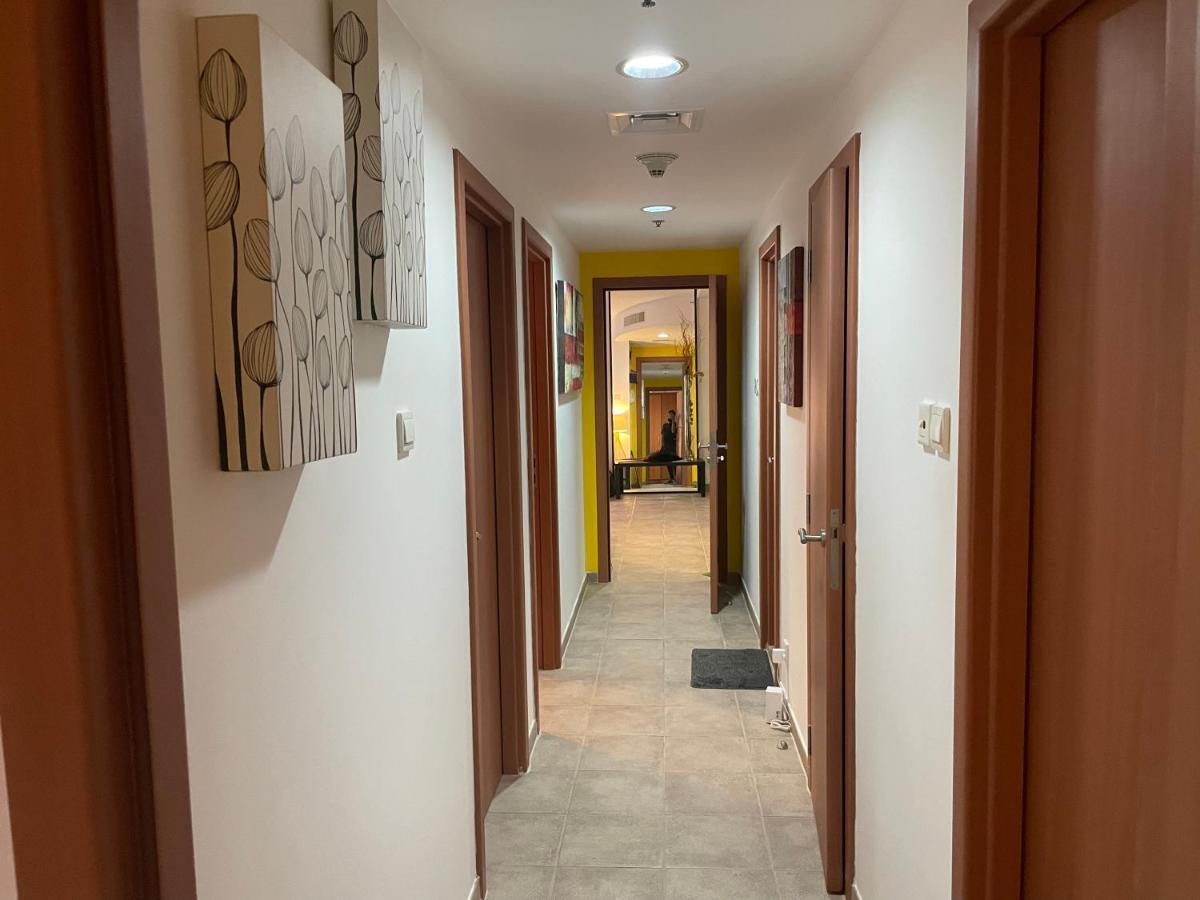 Travelers Backpackers Hostel Dubaj Kültér fotó