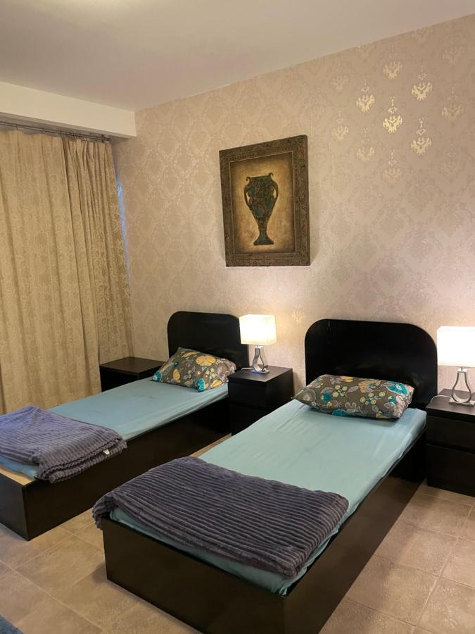 Travelers Backpackers Hostel Dubaj Kültér fotó